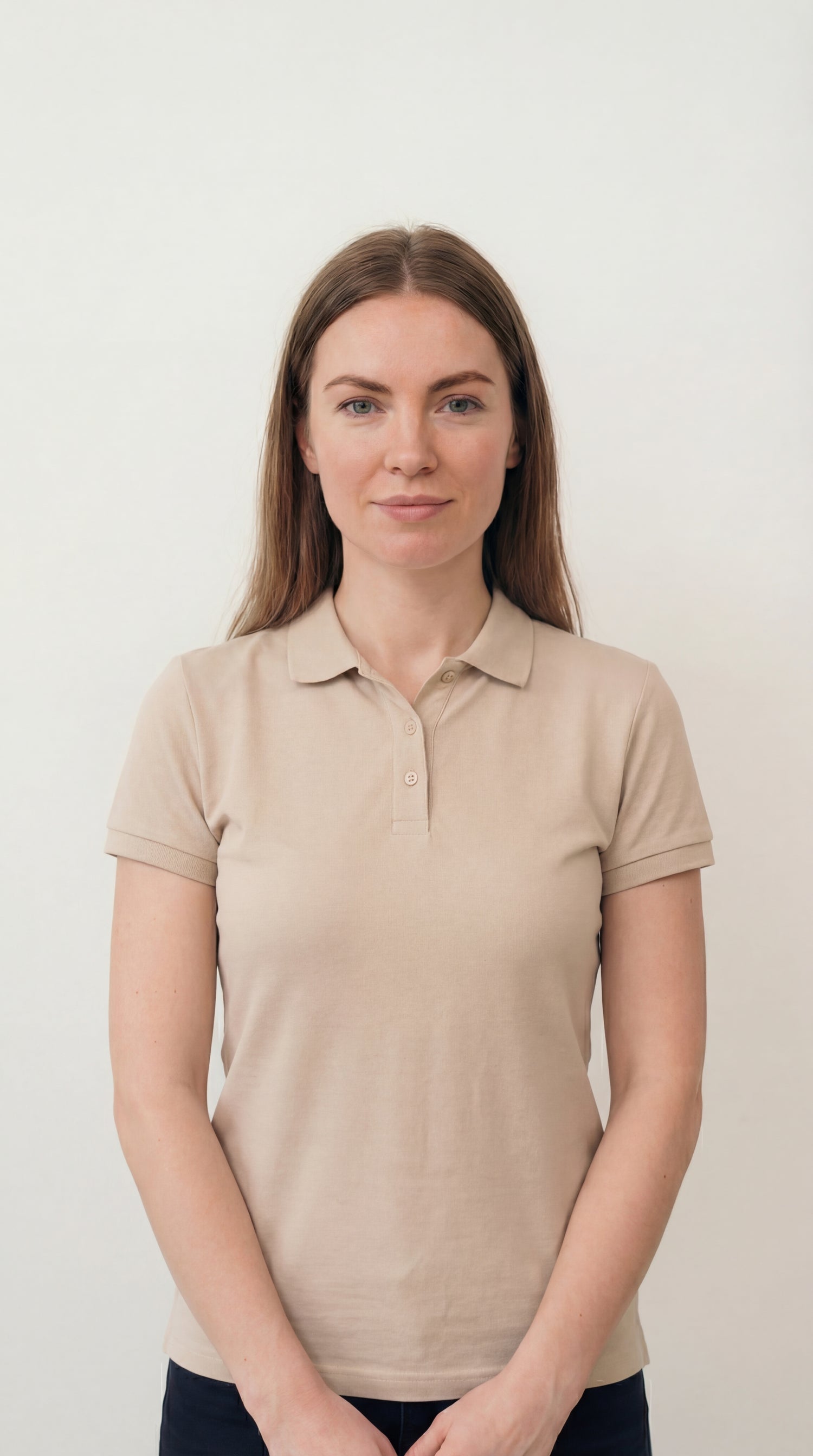 Réceptionniste professionnel assistant un client à l'accueil
Séance de formation à l'accueil en entreprise
Professionnel du service client accueillant un client
Formation à la communication à l'accueil de bureau